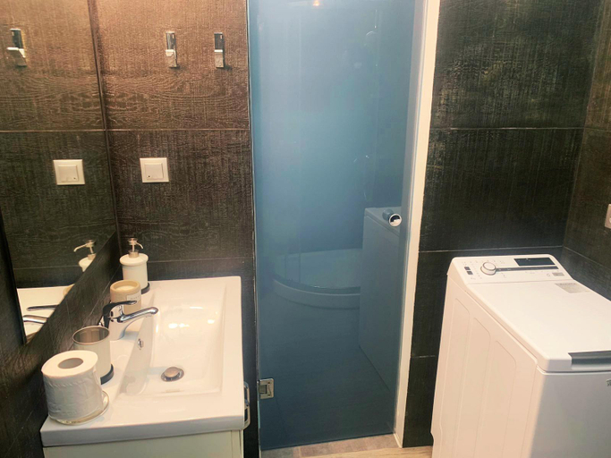 Bathroom 3, Academy's Modern Apartment near Acropolis & Metro, Attica