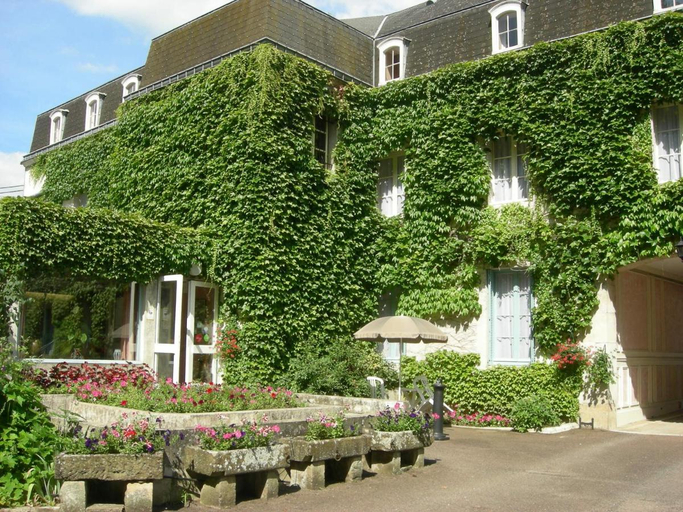 Exterior & Views 4, Cit Hotel Avallon Vauban, Yonne