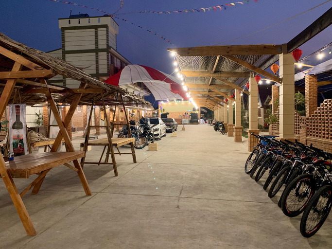 Public Area 2, Khu Du Lich Lang Yen, Tân Phú Đông