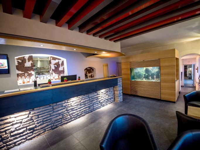Public Area 2, Logis Hotel de France, Doubs