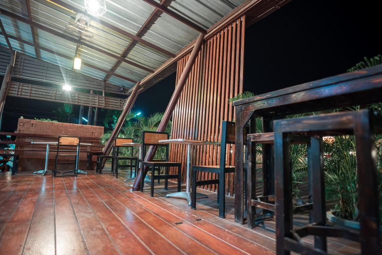 Food & Drinks, The Resort Kamphaengphet, Mueang Kamphaeng Phet