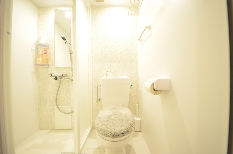 Bathroom 4, SOBE HOUSE, Yomitan