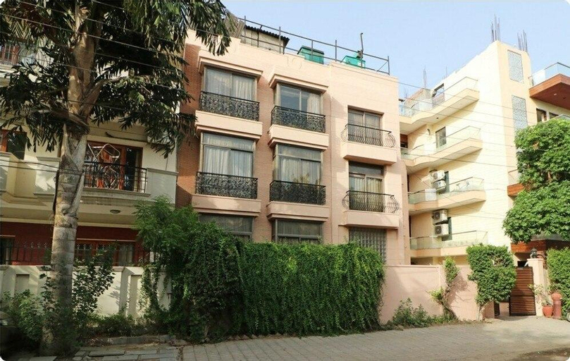 Serviced Apartment near Fortis Hospital Gurugram, Gurgaon