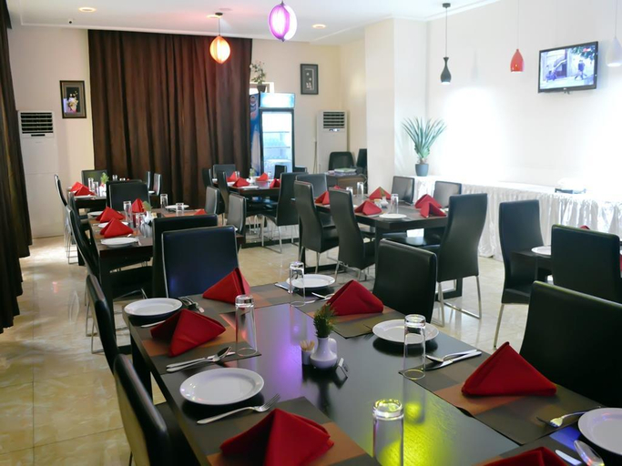 Food & Drinks 5, De Santos Hotel, Ikeja