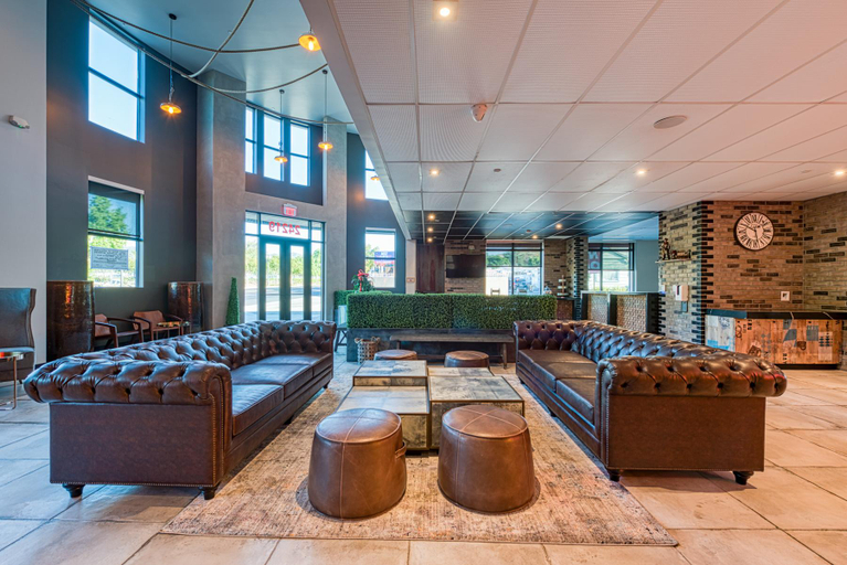 Public Area 2, Hotel Lexen Santa Clarita Valencia Near Six Flags, Los Angeles