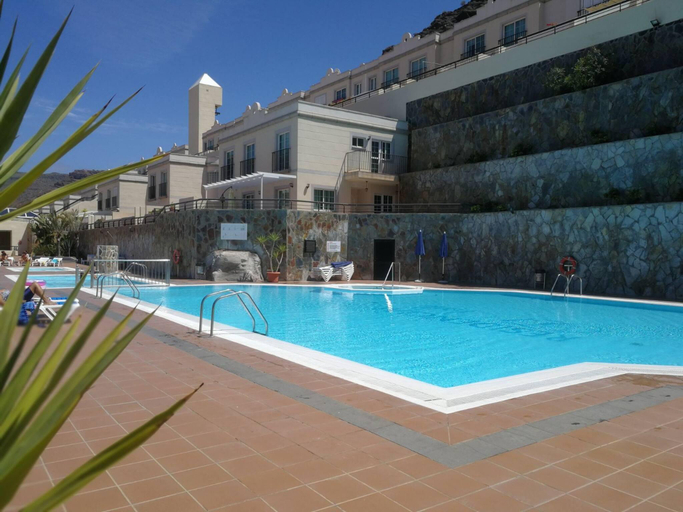Sport & Beauty 2, Apartment With Jacuzzi and pool access, Las Palmas