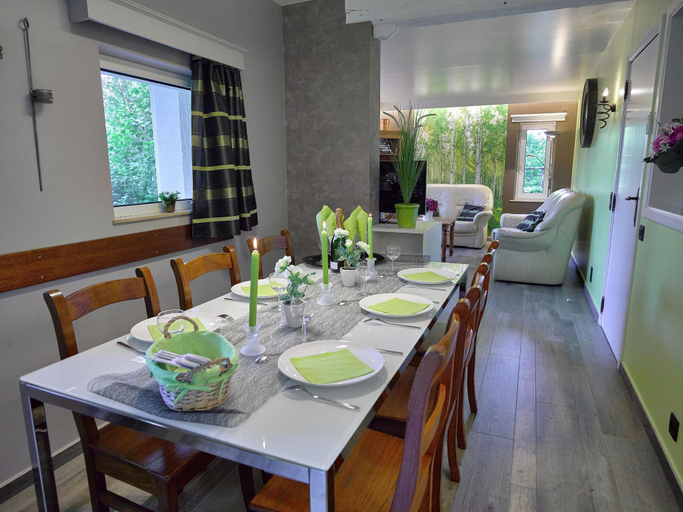 Others 5, Holiday Home in Stoumont with Sauna Garden, Liège