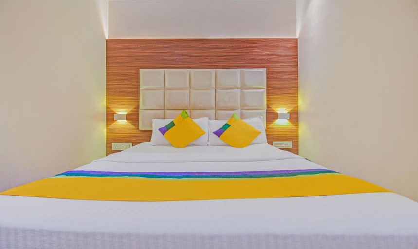 Bedroom 2, TREEBO TRIP HOTEL WELLINGTEN, Mumbai Suburban