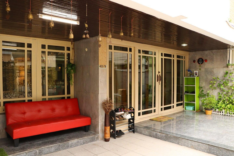 Exterior & Views, EkkaBaan/Free Breakfast&Fridge Food/3-storey villa, Wattana
