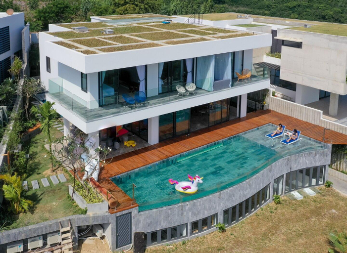 The Trang Luxury Villa-Beach Front-Private Pool, Nha Trang