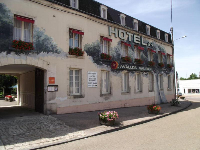 Exterior & Views 5, Cit Hotel Avallon Vauban, Yonne