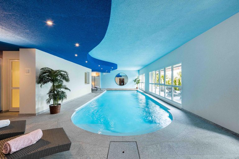 Sport & Beauty 2, Villa Ysara - 7 Bedrooms Lucerne Lake View Villa, Nidwalden