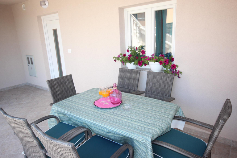 Others 3, Groundfloor apartment Rustica with 2 bedrooms, Ražanac