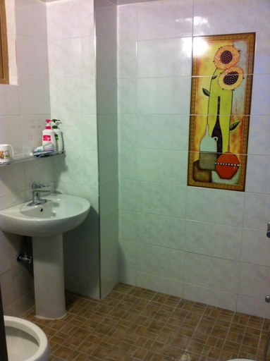 Bathroom, Ace Hotel, Ulleung