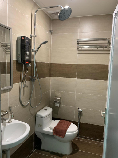 Bathroom 5, M Quality Hotel, Gua Musang
