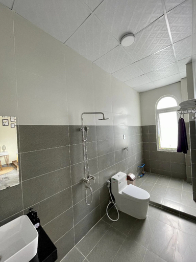Bathroom 5, Shin Village Hotel, Đà Lạt