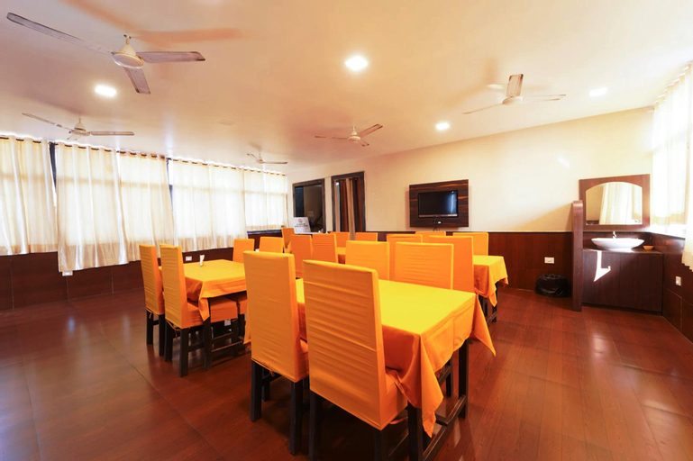 Food & Drinks 3, FabHotel Ocean View Apartment - Dabolim, South Goa