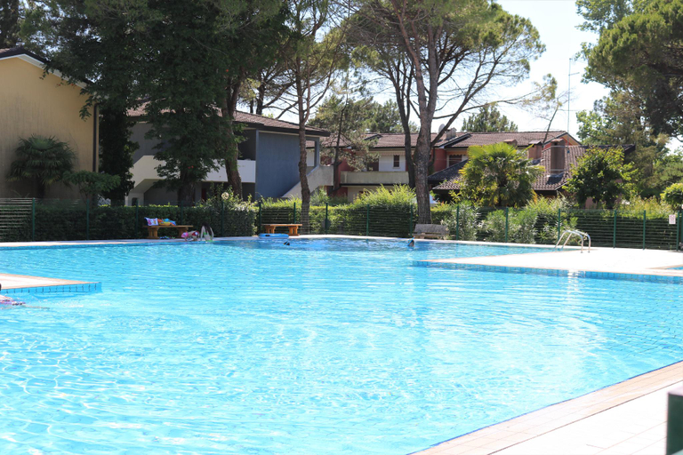 Sport & Beauty 4, Resort near Beach and Thermae - Pools and Big Gardens, Venezia