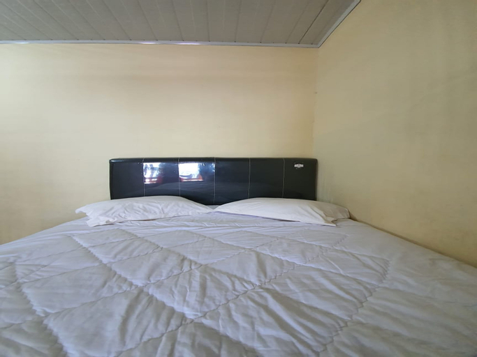 Bedroom 2, Silalahi Homestay, Samosir