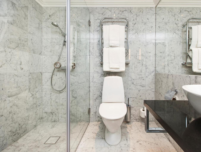 Bathroom 4, Elite Hotel Mollberg, Helsingborg