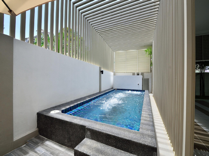 Sport & Beauty, LUXURY SERVICE VILLA-IRIS VILLA, Barat Daya