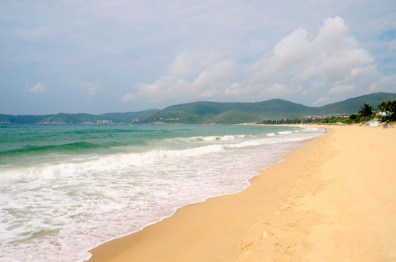Nearby Landmark 3, Palace Resort Villas Yalong Bay Sanya, Sanya
