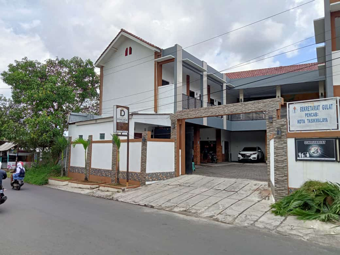 Exterior & Views 2, D'Exclusive Guest House, Tasikmalaya
