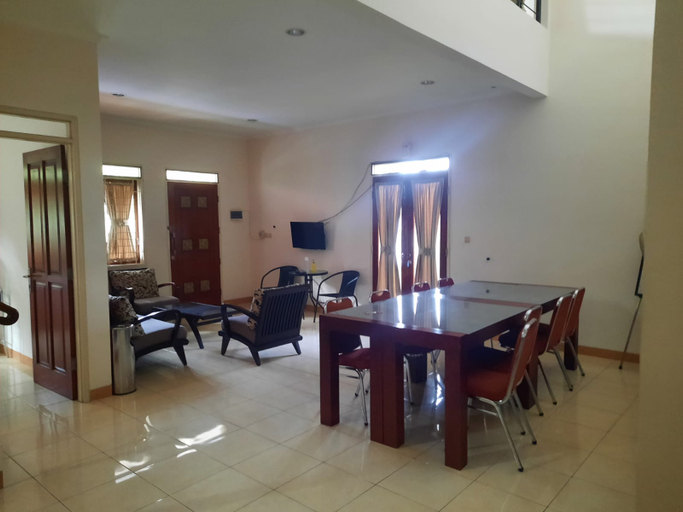 Others 5, Villa Gilang Megamendung Puncak, Bogor