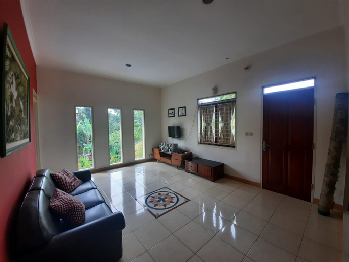 Public Area, Villa Gilang Megamendung Puncak, Bogor
