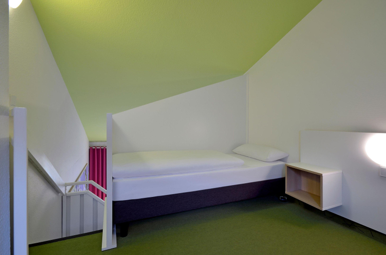 Bedroom 2, B&B HOTEL Ingolstadt-Ost, Ingolstadt