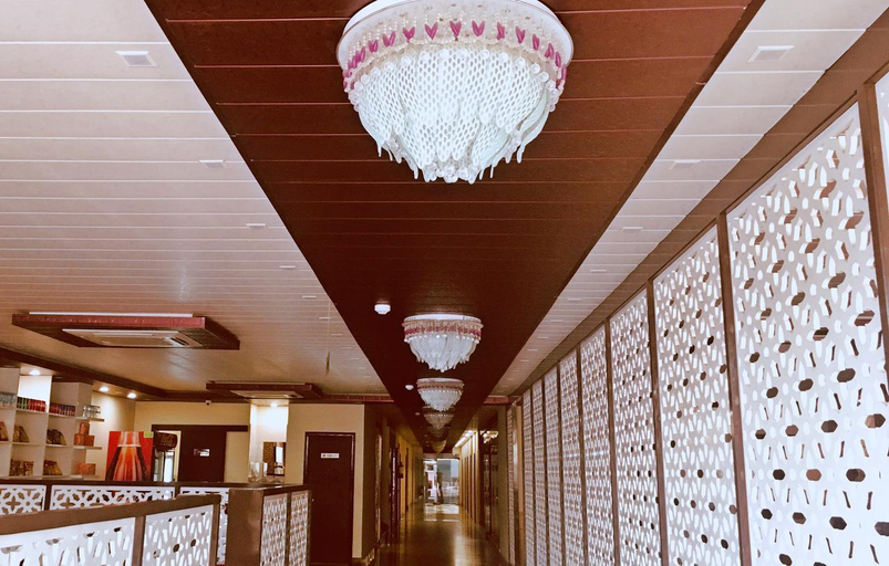 Public Area 2, Spring Sky Mughalsarai by ShriGo Hotels, Chandauli