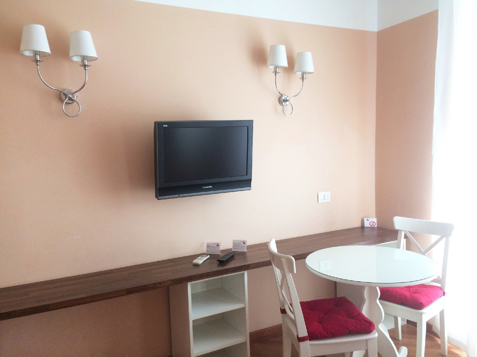 Others 5, Luna Rossa Roma Guest House, Roma