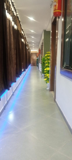 Others 5, Hotel Mansarovar, Vadodara