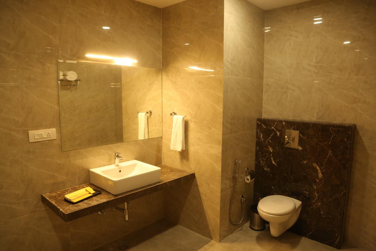 Bathroom 3, Hotel BMD The Grand Bhilwara, Bhilwara