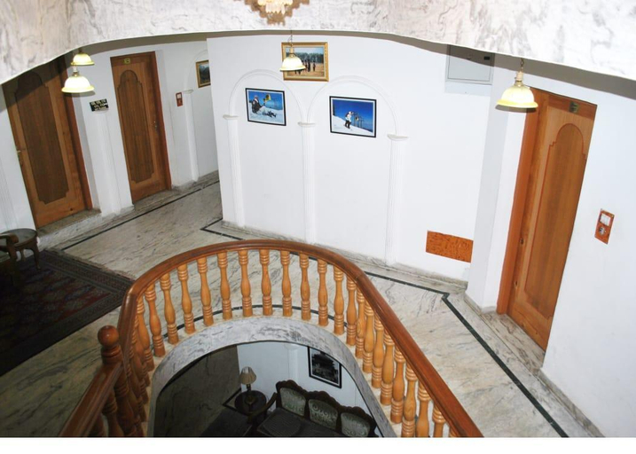 Others 2, Hotel Alhamra Retreat, Srinagar