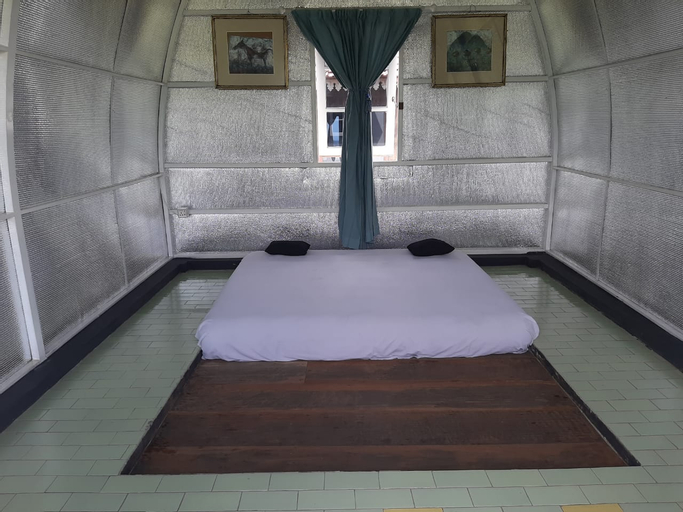 Bedroom 4, Limerr Resto Resort, Kuningan