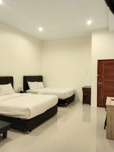 Bedroom 12
