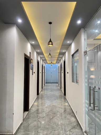 Public Area 2, Crescent Inn, Gautam Buddha Nagar