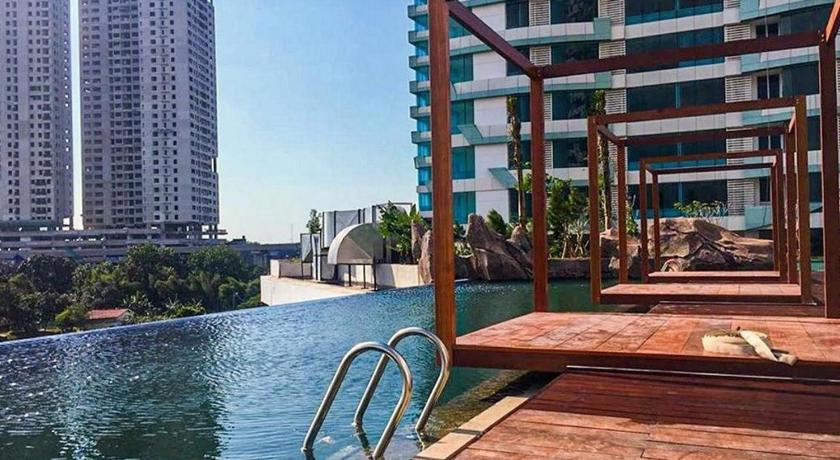Sport & Beauty, Grand Kamala Lagoon FREE NETFLIX by Okaroom, Bekasi
