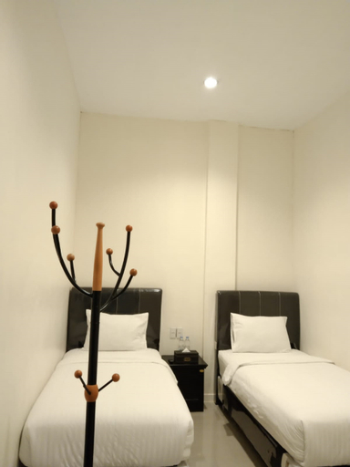 Bedroom 13