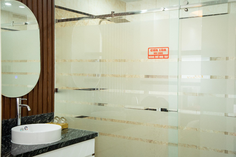 Bathroom 2, Napoly Hotel, Vũng Tàu