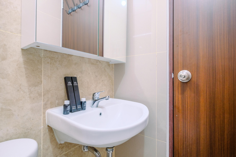 Bedroom 4, Fancy and Nice 2BR at Transpark Cibubur Apartment By Travelio, Depok