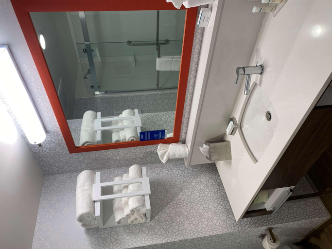 Bathroom 5