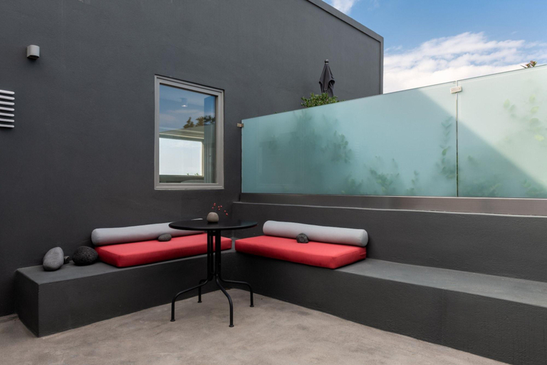 Public Area 4, West East Suites, South Aegean