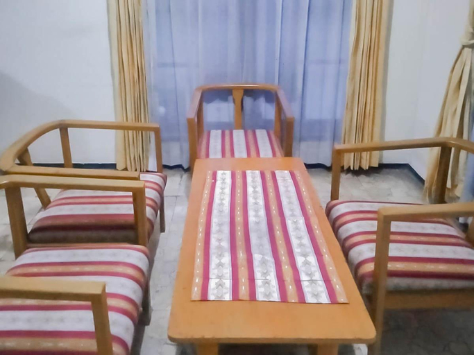 Public Area, Mataram Cottage Syariah Mitra RedDoorz, Cianjur