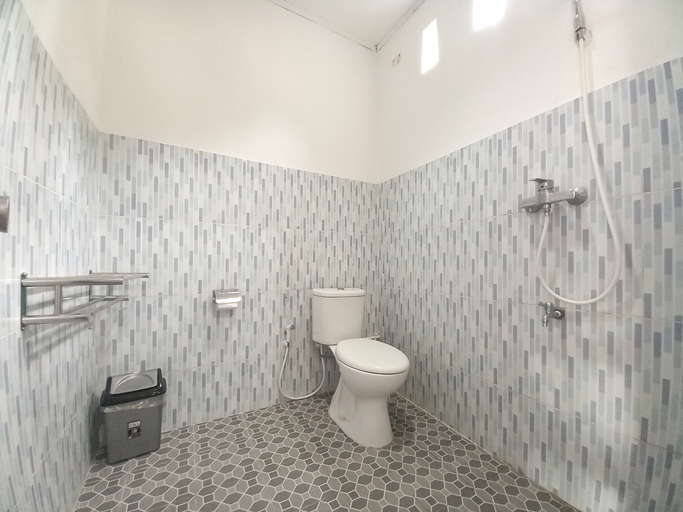 Bathroom 4, Abams Gili Air, Lombok