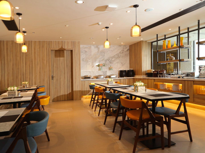 Food & Drinks 5, Hanting Premium Hotel Youjia Kunming Century Jinyuan Plaza, Kunming