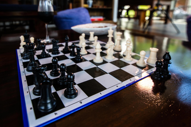 Others 2, Bellaxy Ceylon, Ella