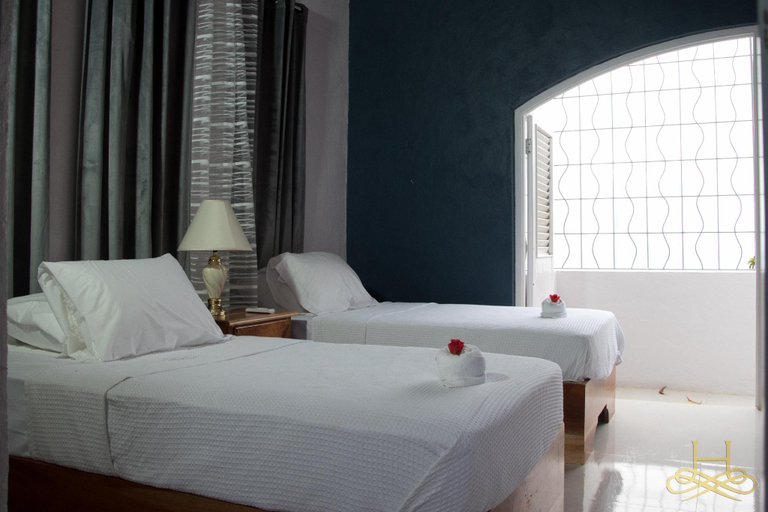 Bedroom 2, The High Life Villa