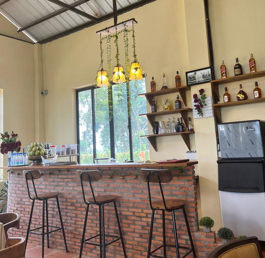 Food & Drinks 5, Raksa Hill Resort, Ou Reang